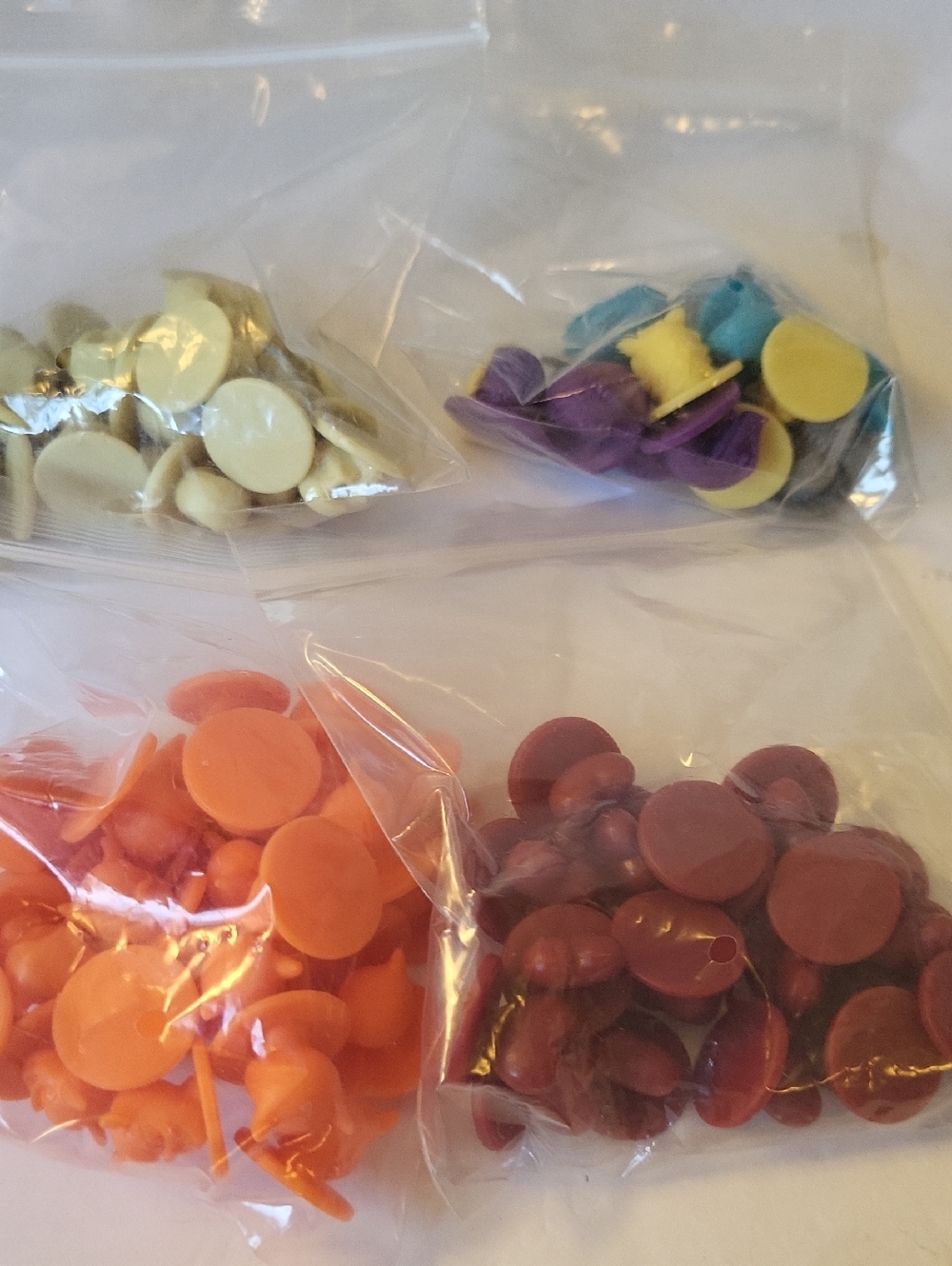 Lot Of 90 Assorted Arcadia Quest Game Tokens #0521D